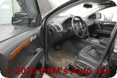 Vehicle photo 8