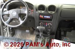 Vehicle photo 12