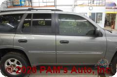 Vehicle photo 3