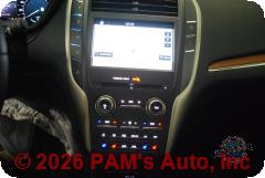 Vehicle photo 11