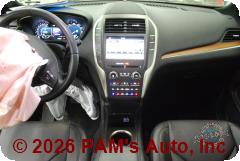 Vehicle photo 12