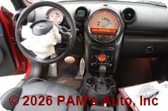 Vehicle photo 12
