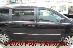 Vehicle photo 3