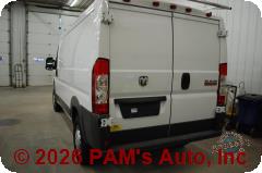 Vehicle photo 5