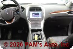 Vehicle photo 12