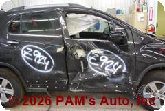 Vehicle photo 3