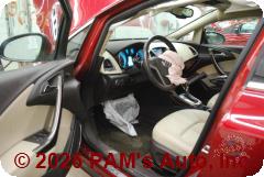Vehicle photo 8