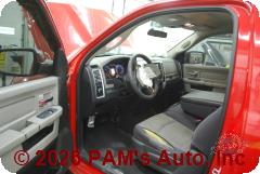 Vehicle photo 8