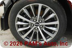 Vehicle photo 7