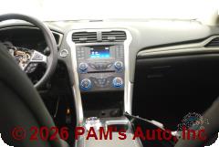 Vehicle photo 12