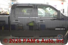 Vehicle photo 3