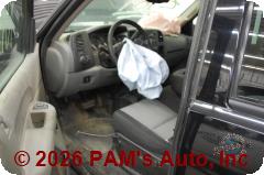 Vehicle photo 8