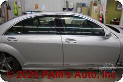 Vehicle photo 3