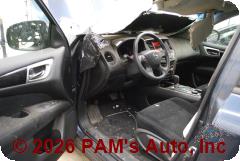 Vehicle photo 8