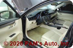 Vehicle photo 8