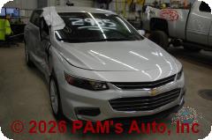 Vehicle photo 2