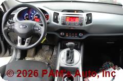 Vehicle photo 12