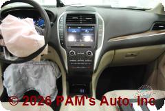 Vehicle photo 12