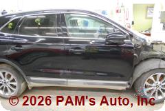 Vehicle photo 3