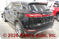 Vehicle photo 5