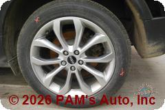 Vehicle photo 7
