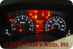 Vehicle photo 10