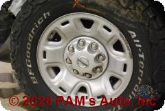 Vehicle photo 7