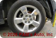Vehicle photo 7