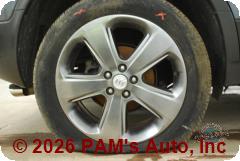 Vehicle photo 7