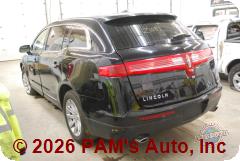 Vehicle photo 5