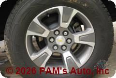 Vehicle photo 7