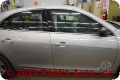 Vehicle photo 3