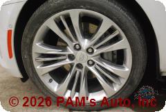Vehicle photo 7