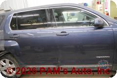 Vehicle photo 3