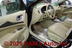 Vehicle photo 8