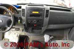 Vehicle photo 12