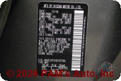 Vehicle photo 14