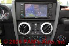 Vehicle photo 11