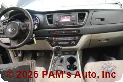 Vehicle photo 12