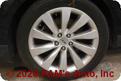 Vehicle photo 7