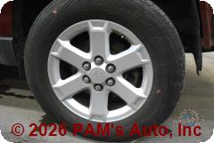Vehicle photo 7