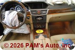 Vehicle photo 12